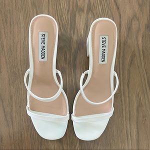 Steve Madden white sandals. Size 7.5